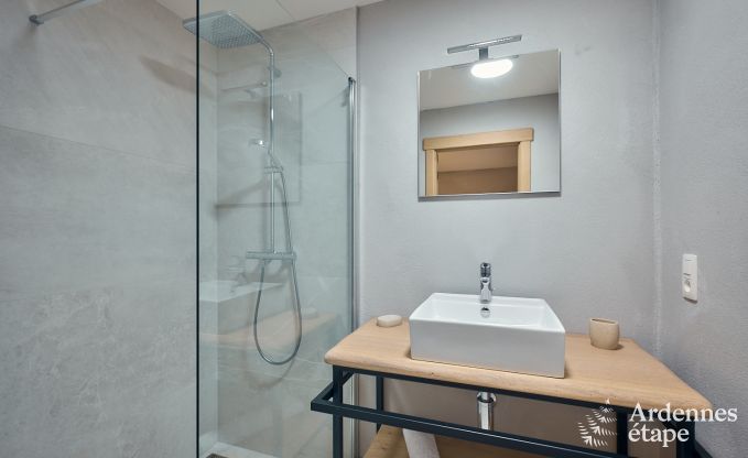 Vakantiehuis in Bastogne: authentieke vakantiewoning voor 16 personen met moderne voorzieningen in de Ardennen