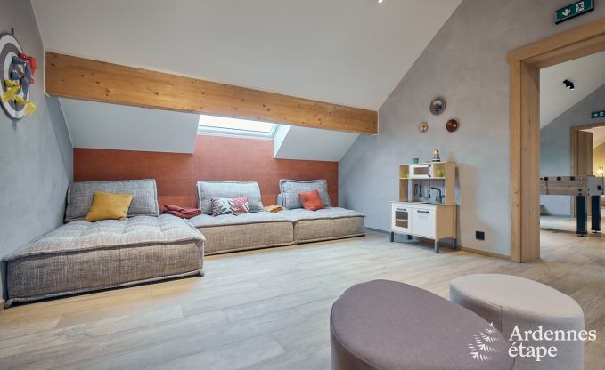Vakantiehuis in Bastogne: authentieke vakantiewoning voor 16 personen met moderne voorzieningen in de Ardennen