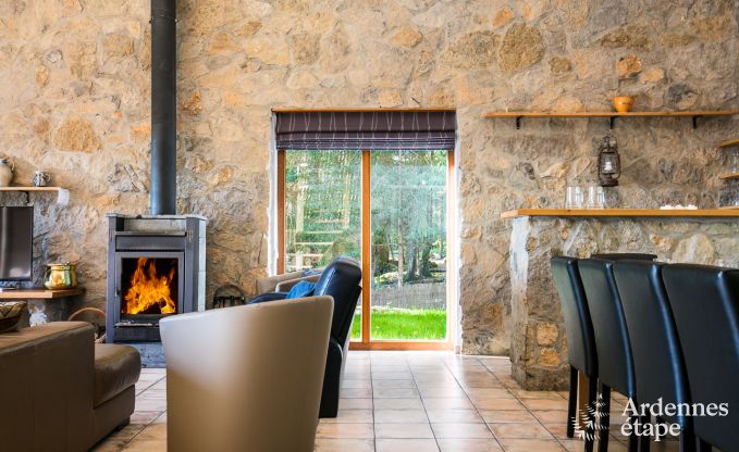 Ruime chalet voor groepen in Beauraing, Ardennen