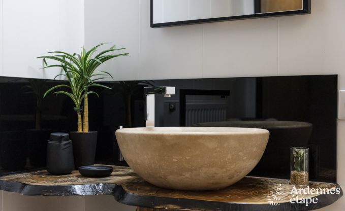 Romantische vakantiewoning voor 2 personen in Beauraing met zwembad, sauna en jacuzzi