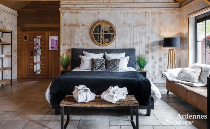 Romantische vakantiewoning voor 2 personen in Beauraing met zwembad, sauna en jacuzzi