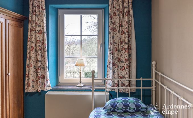 Mooie Vakantiewoning met zwembad, sauna en spelen in Beauraing voor 15 personen in de Ardennen