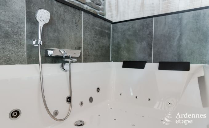 Romantische vakantiewoning voor 2 personen in Beauraing met zwembad, sauna en jacuzzi
