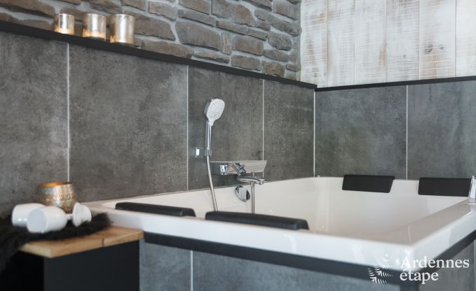 Romantische vakantiewoning voor 2 personen in Beauraing met zwembad, sauna en jacuzzi
