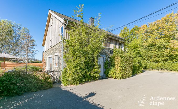 Pittoreske cottage met sauna en tuin voor 8 personen te huur in Bertrix