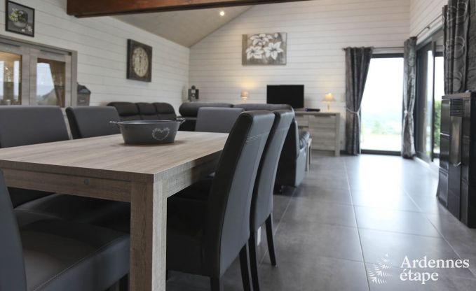 Comfortabel en mooie gedecoreerd vakantiehuis voor 4 personen in Bertrix
