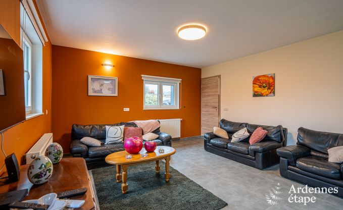 Gezinsvriendelijk vakantiehuis voor 8 personen en 2 honden in Jehonville