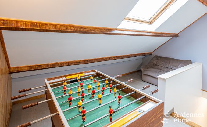 Gezinsvriendelijk vakantiehuis voor 8 personen en 2 honden in Jehonville