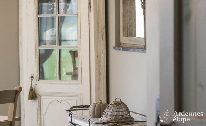 Luxe villa in Bi�vre voor 10 personen in de Ardennen