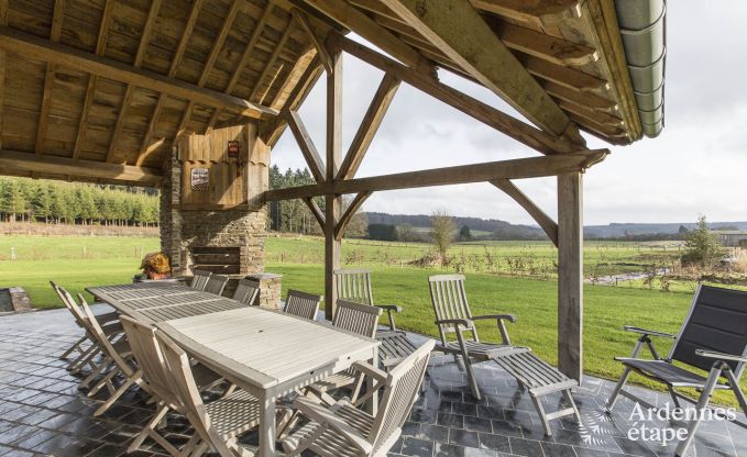 Luxe villa in Bi�vre voor 10 personen in de Ardennen
