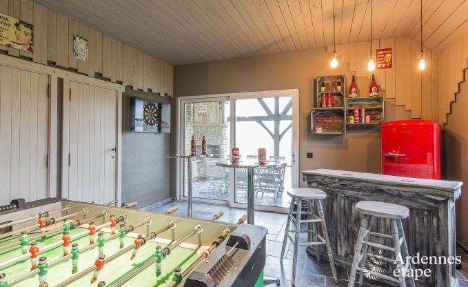 Luxe villa in Bi�vre voor 10 personen in de Ardennen
