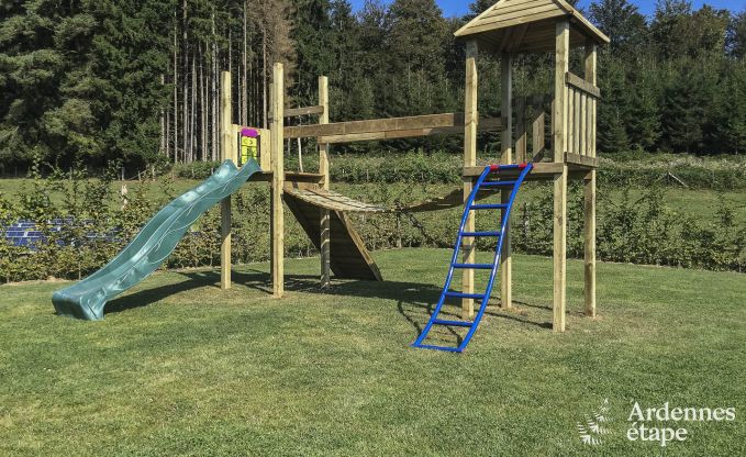 Luxe villa in Bi�vre voor 10 personen in de Ardennen