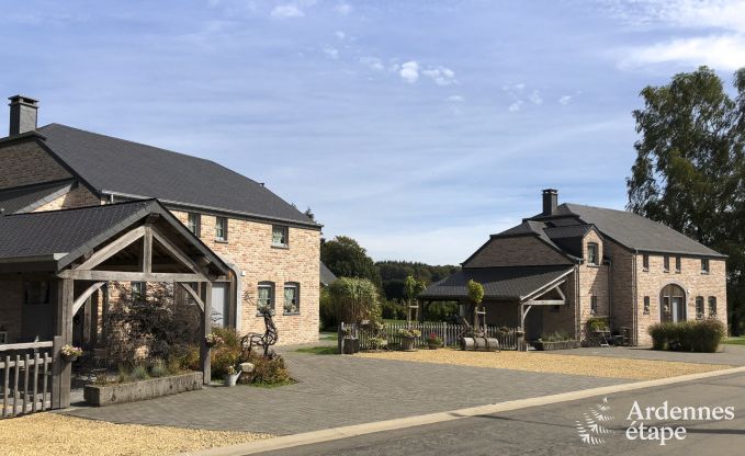 Luxe villa in Bi�vre voor 10 personen in de Ardennen