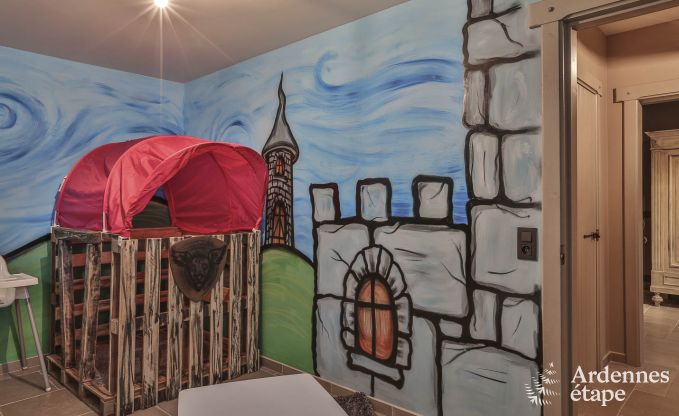 Luxe villa in Bi�vre voor 10 personen in de Ardennen