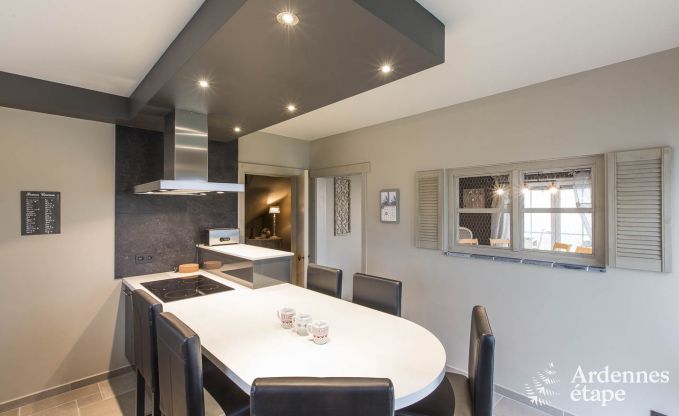 Luxe villa in Bi�vre voor 10 personen in de Ardennen