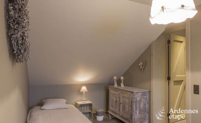 Luxe villa in Bi�vre voor 19 personen in de Ardennen
