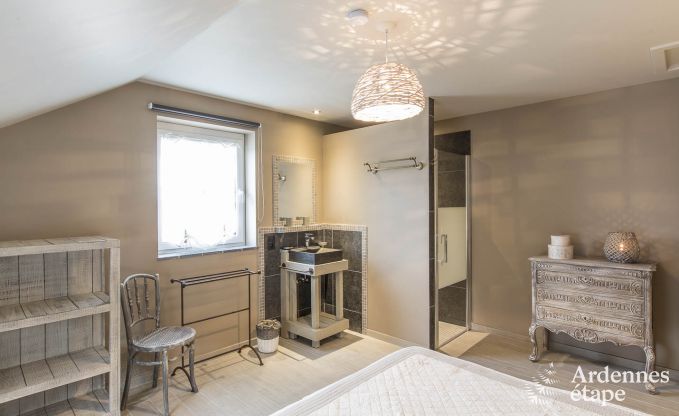 Luxe villa in Bi�vre voor 19 personen in de Ardennen