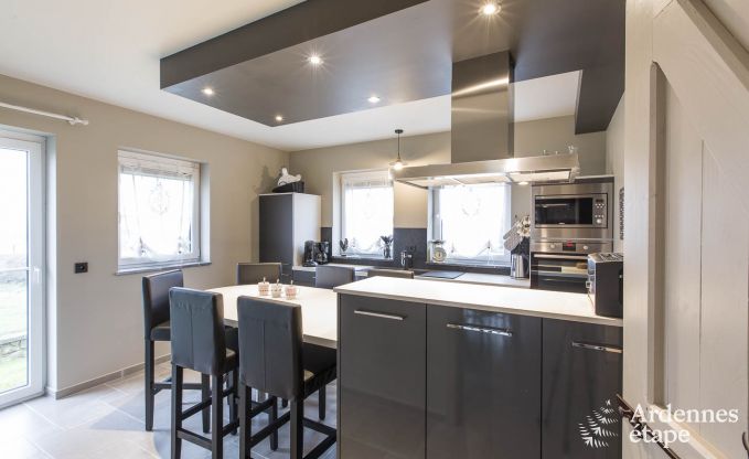 Luxe villa in Bi�vre voor 19 personen in de Ardennen