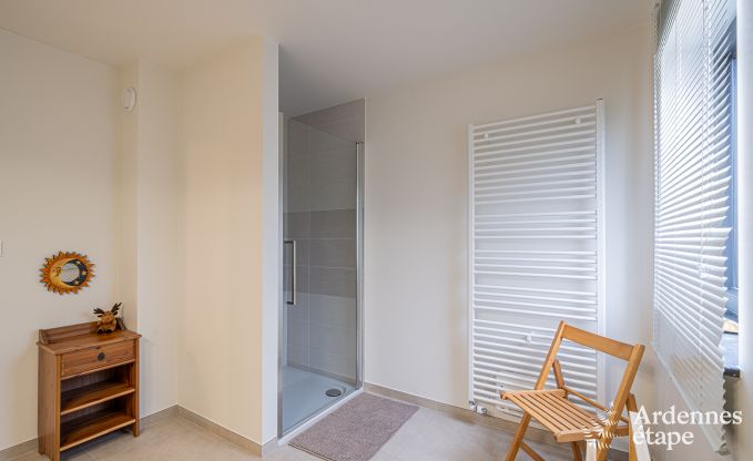 Vakantiewoning in Bivre: huisdiervriendelijk comfort voor 12 personen met sauna  in de Ardennen