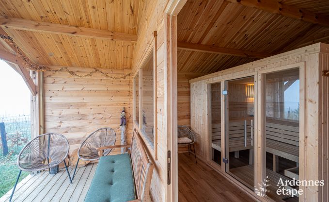 Vakantiewoning in Bivre: huisdiervriendelijk comfort voor 12 personen met sauna  in de Ardennen