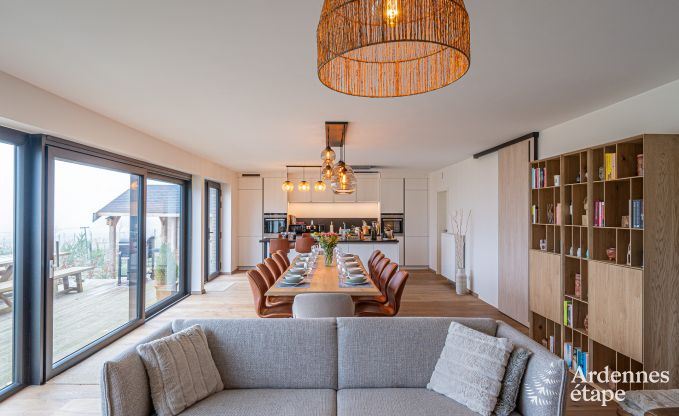 Vakantiewoning in Bivre: huisdiervriendelijk comfort voor 12 personen met sauna  in de Ardennen