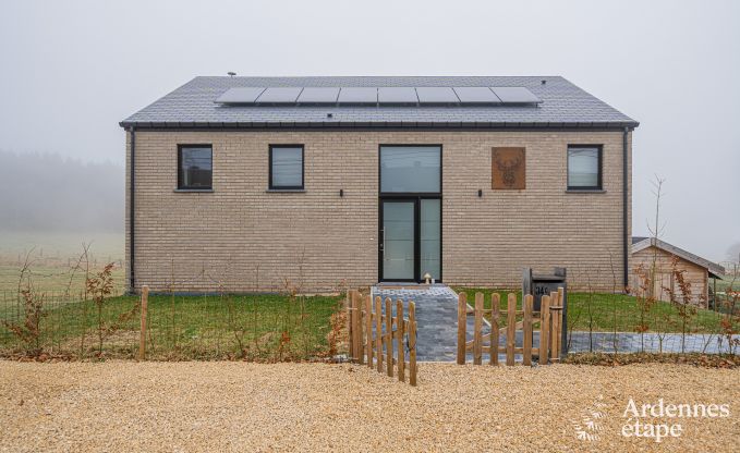 Vakantiewoning in Bivre: huisdiervriendelijk comfort voor 12 personen met sauna  in de Ardennen