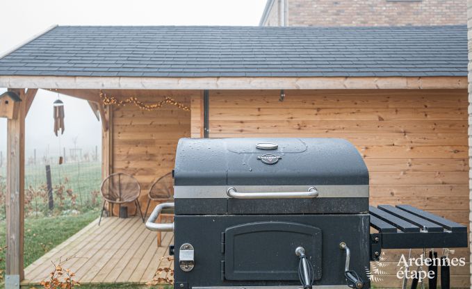 Vakantiewoning in Bivre: huisdiervriendelijk comfort voor 12 personen met sauna  in de Ardennen
