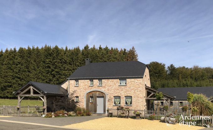 Luxe villa in Bi�vre voor 9 personen in de Ardennen