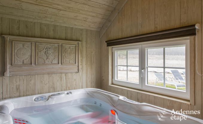 Luxe villa in Bi�vre voor 9 personen in de Ardennen