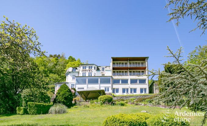 Vakantiehuis met uitzicht over de Semois voor 30/36 personen in de Ardennen