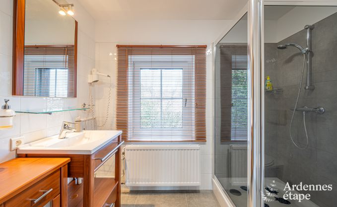 Luxe vakantiehuis voor 10 personen in Bullingen, Hoge Venen