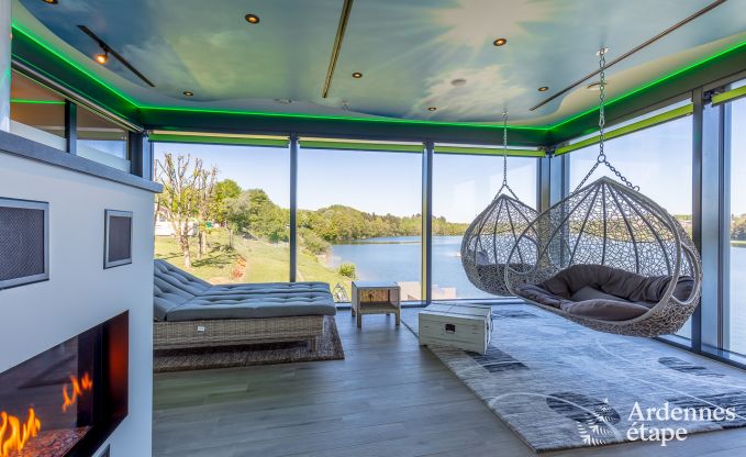 Zeer luxueus appartement met subliem zicht op het meer van Butgenbach