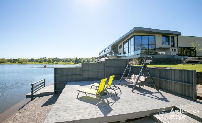 Zeer luxueus appartement met subliem zicht op het meer van Butgenbach