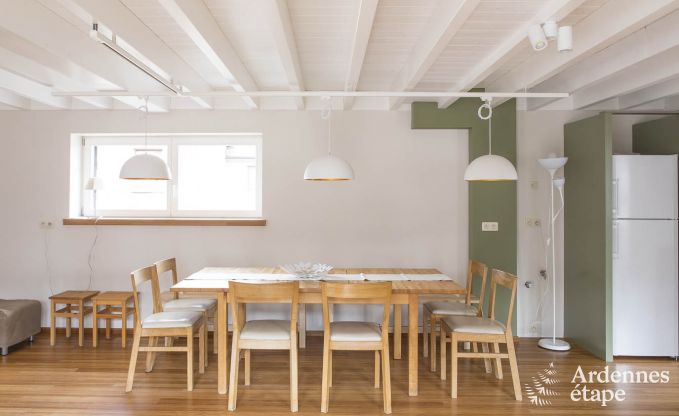 Ruim vakantieappartement voor 12 personen met 5 slaapkamers en gedeelde priv�tuin en wellness in Butgenbach