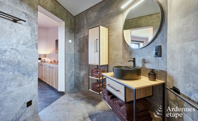 Luxe vakantiehuis in Butgenbach: watertoren met sauna, bubbelbad en panoramisch uitzicht voor 6 personen