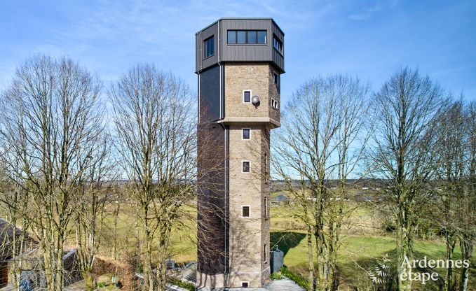 Luxe vakantiehuis in Butgenbach: watertoren met sauna, bubbelbad en panoramisch uitzicht voor 6 personen