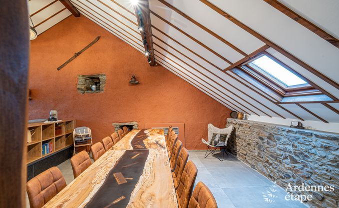 Uitzonderlijke vakantievilla in B�tgenbach voor 10 personen met zwembad