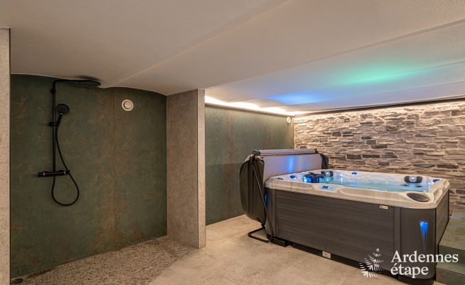 Uitzonderlijke vakantievilla in B�tgenbach voor 10 personen met zwembad