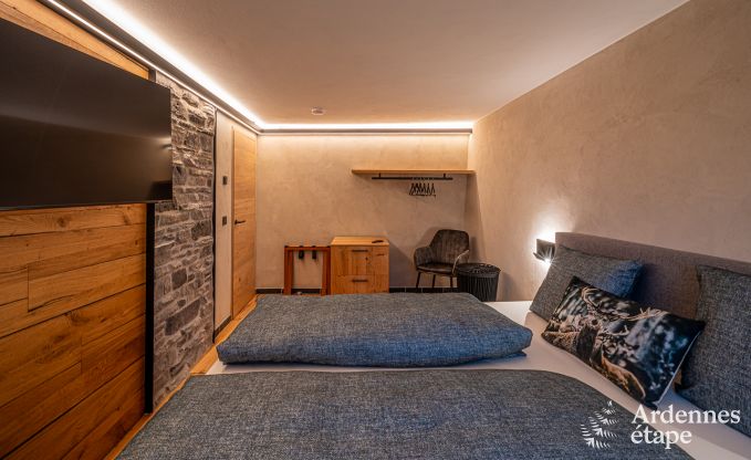 Uitzonderlijke vakantievilla in B�tgenbach voor 10 personen met zwembad