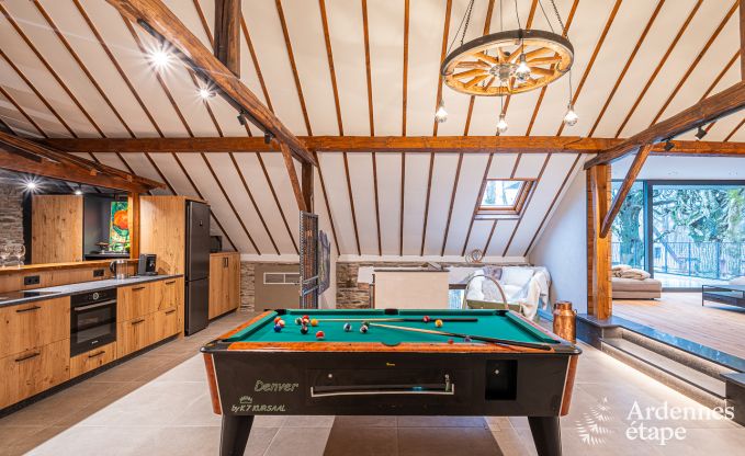 Uitzonderlijke vakantievilla in B�tgenbach voor 10 personen met zwembad