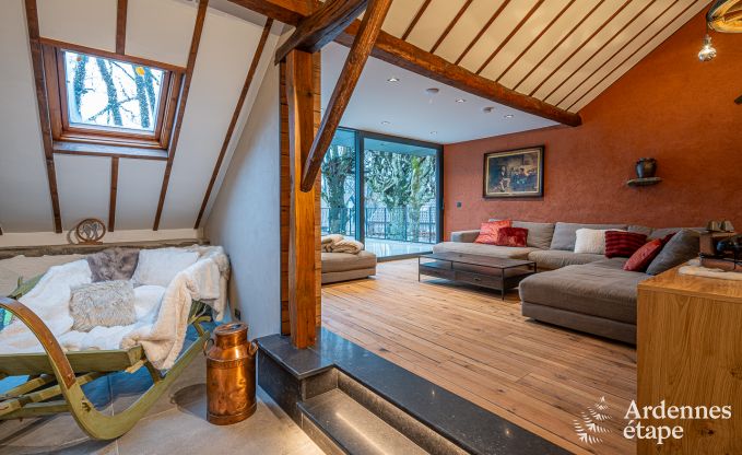 Ruime en luxueuze villa voor 14 personen met binnenzwembad in de Hoge Venen