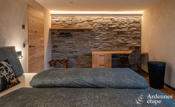 Ruime en luxueuze villa voor 14 personen met binnenzwembad in de Hoge Venen