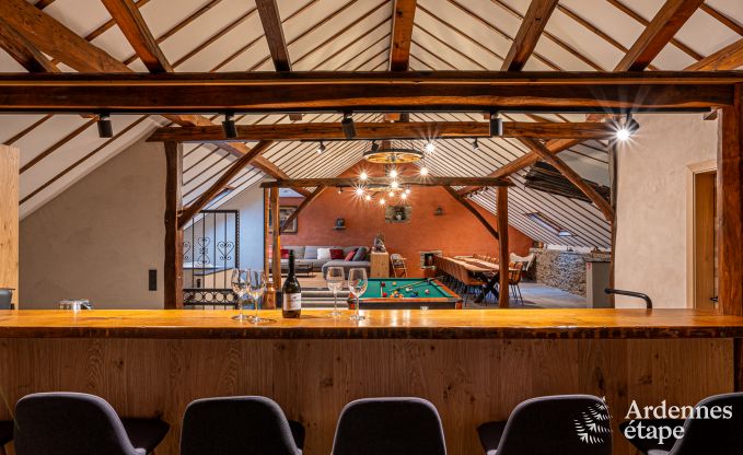 Ruime en luxueuze villa voor 14 personen met binnenzwembad in de Hoge Venen