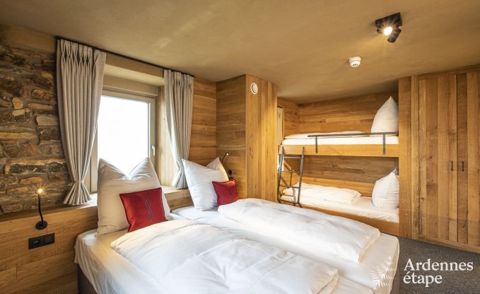 Uitzonderlijke vakantievilla voor 16 personen met binnenzwembad in de Hoge Venen