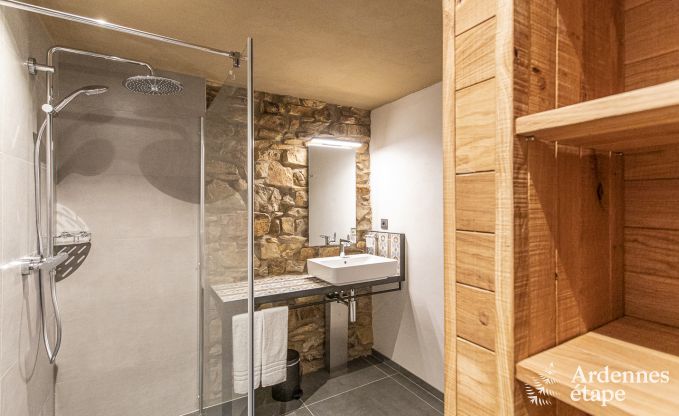 Uitzonderlijke vakantievilla voor 16 personen met binnenzwembad in de Hoge Venen