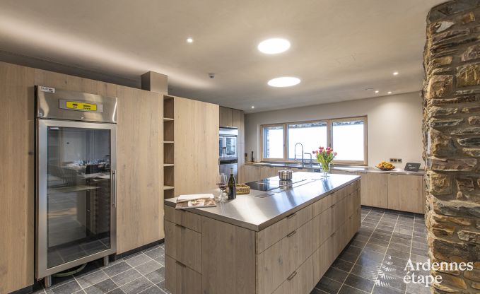 Uitzonderlijke vakantievilla voor 16 personen met binnenzwembad in de Hoge Venen