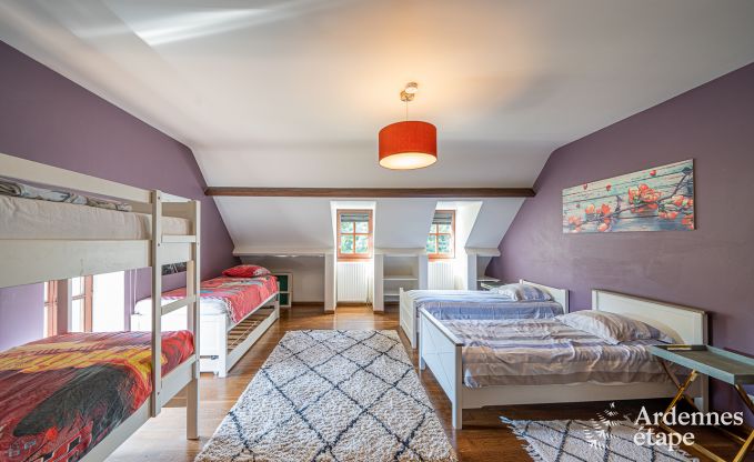 Vakantiehuis in Cerfontaine voor 12/14 personen in de Ardennen