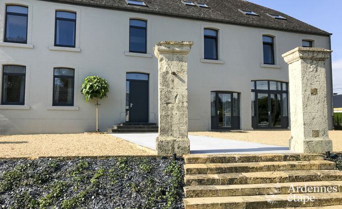 Vakantiehuis in Chassepierre voor 50 personen in de Ardennen
