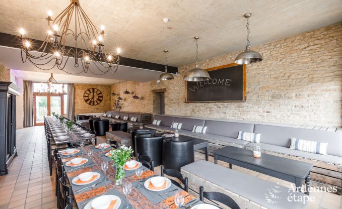 Vakantiehuis in Chassepierre voor 50 personen in de Ardennen