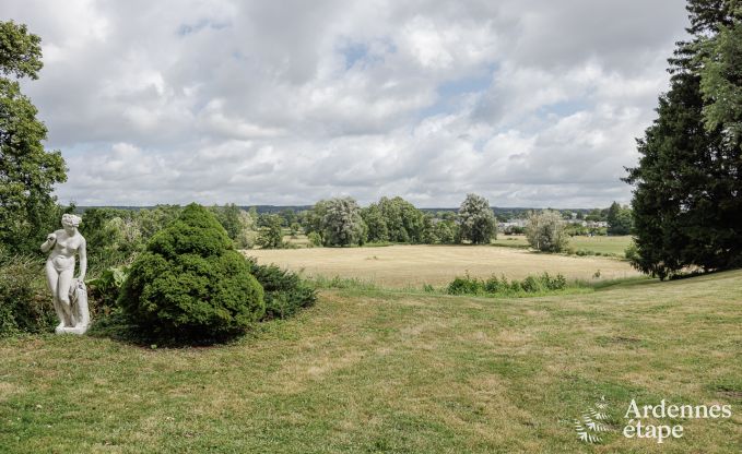 Luxueus kasteel in Chiny voor 32 personen in de Ardennen